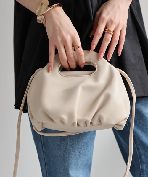 sakishimatokyo(サキシマトーキョー)の「【2WAY】合皮ショルダーバッグ/ギャザー/BAG/バック(ショルダーバッグ・レディース・オフホワイト/ブラック/ベージュ・FREE)」の10枚目の写真