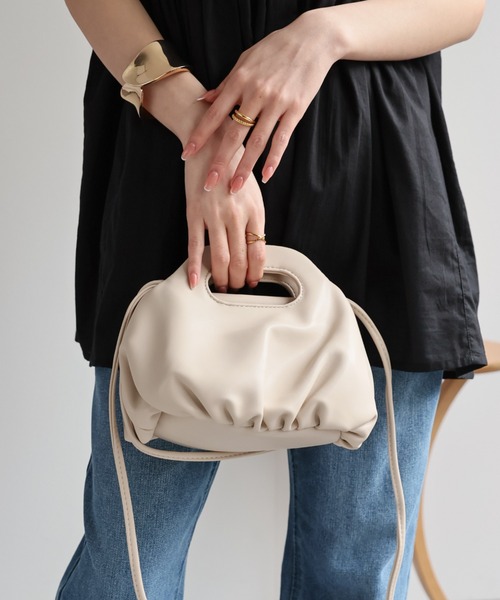 sakishimatokyo(サキシマトーキョー)の「【2WAY】合皮ショルダーバッグ/ギャザー/BAG/バック(ショルダーバッグ・レディース・オフホワイト/ブラック/ベージュ・FREE)」の11枚目の写真