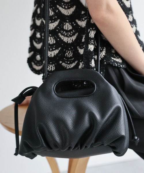 sakishimatokyo(サキシマトーキョー)の「【2WAY】合皮ショルダーバッグ/ギャザー/BAG/バック(ショルダーバッグ・レディース・オフホワイト/ブラック/ベージュ・FREE)」の15枚目の写真