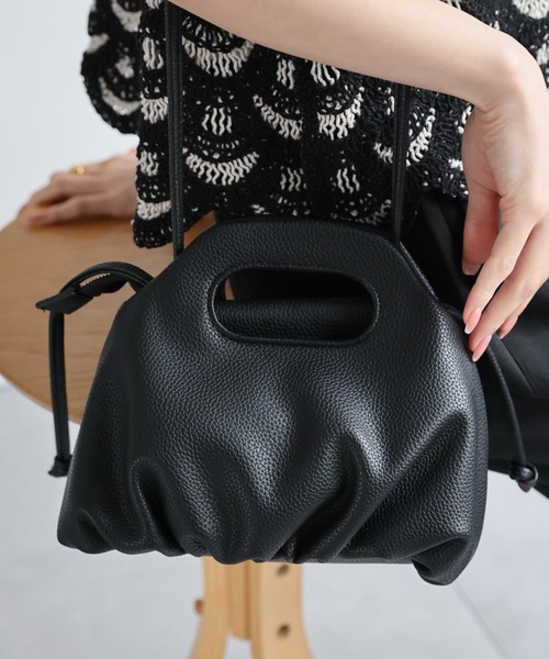 sakishimatokyo(サキシマトーキョー)の「【2WAY】合皮ショルダーバッグ/ギャザー/BAG/バック(ショルダーバッグ・レディース・オフホワイト/ブラック/ベージュ・FREE)」の17枚目の写真