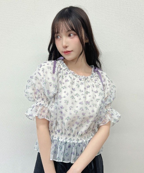 F i.n.t（フィント）の「小花柄シアーシャーリングブラウス/ fint　フィント（シャツ/ブラウス・レディース・ピンク/イエロー/ラベンダー・FREE）」の2枚目の写真