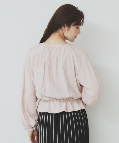 index（インデックス）の「ノーカラーペプラムブルゾン【洗濯機洗い可】（ブルゾン・レディース・ナチュラル/ネイビー・36/42/38/40）」の4枚目の写真