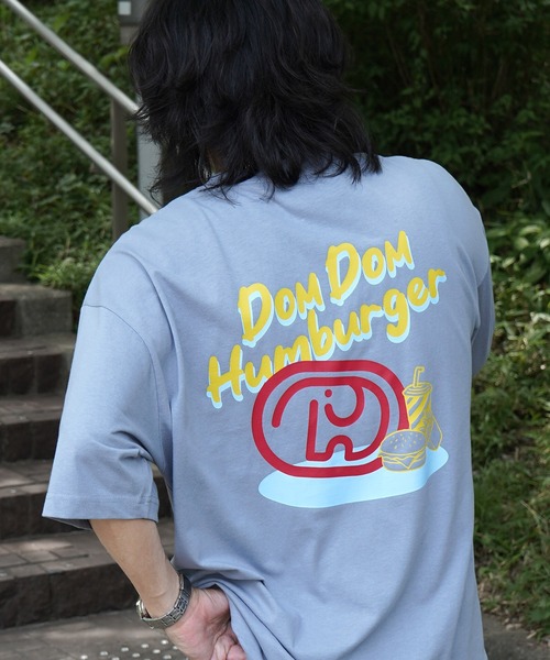 ILL'S(イルズ)の「【DOMDOM / ドムドムハンバーガー】 ビッグシルエット バックプリント半袖Tシャツ カットソー メンズ レディース(Tシャツ/カットソー・メンズ・ブルー系その他/ホワイト/ホワイト系その他/ブラック系その他/ブラック/サックスブルー・M/L)」の6枚目の写真