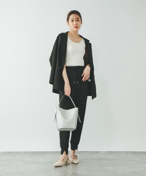 WING（ウイング）の「Wingコラボ/Fffit エフィット/カップ付きタンク/291148（タンクトップ・レディース・ブラック/アイボリー/ライトベージュ・X-LARGE/LARGE/MEDIUM/SMALL）」の4枚目の写真