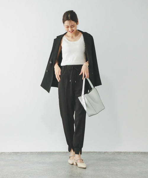 WING（ウイング）の「Wingコラボ/Fffit エフィット/カップ付きタンク/291148（タンクトップ・レディース・ブラック/アイボリー/ライトベージュ・X-LARGE/LARGE/MEDIUM/SMALL）」の5枚目の写真