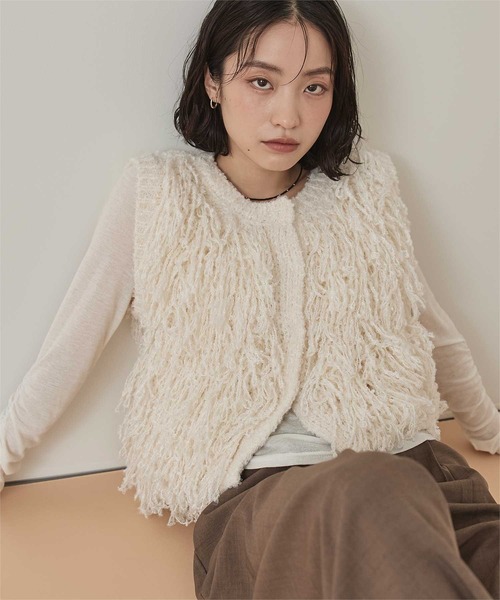 miette（ミエット）の「フリンジニットベスト（ベスト・レディース・チャコール/アイボリー/ブラウン・FREE）」の2枚目の写真