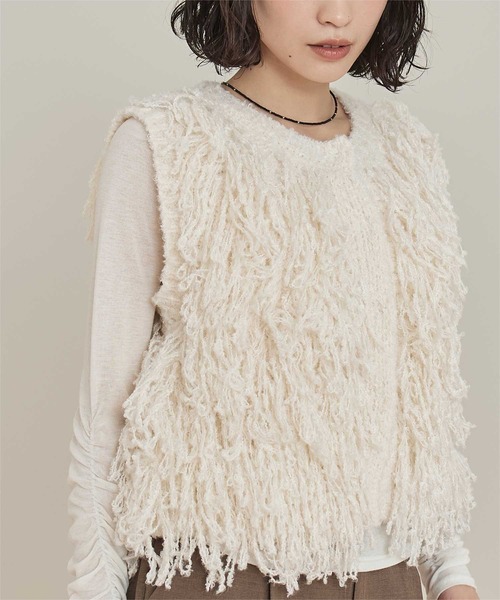 miette（ミエット）の「フリンジニットベスト（ベスト・レディース・チャコール/アイボリー/ブラウン・FREE）」の20枚目の写真