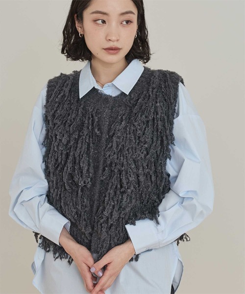 miette（ミエット）の「フリンジニットベスト（ベスト・レディース・チャコール/アイボリー/ブラウン・FREE）」の5枚目の写真