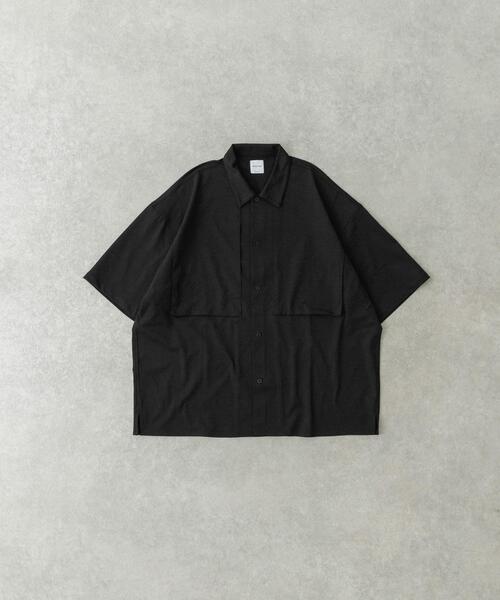 URBAN RESEARCH(アーバンリサーチ)の「Wide Dad SHADE TECH SHORT-SLEEVE SHIRTS(シャツ/ブラウス・メンズ・ネイビー・1/2)」の7枚目の写真
