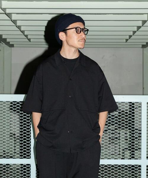 URBAN RESEARCH(アーバンリサーチ)の「Wide Dad SHADE TECH SHORT-SLEEVE SHIRTS(シャツ/ブラウス・メンズ・ネイビー・1/2)」の9枚目の写真