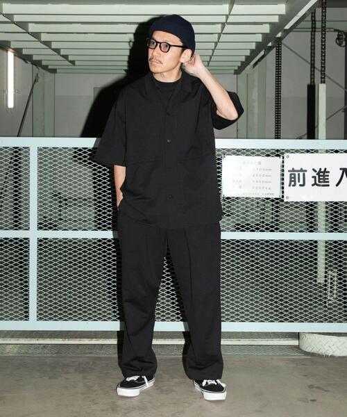 URBAN RESEARCH(アーバンリサーチ)の「Wide Dad SHADE TECH SHORT-SLEEVE SHIRTS(シャツ/ブラウス・メンズ・ネイビー・1/2)」の12枚目の写真