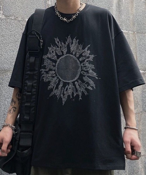 古着リメイク Tシャツ ヒョウ柄 トラ 赤 個性的 再構築 remake