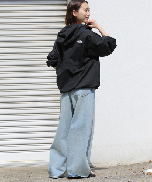 THE NORTH FACE(ザノースフェイス)の「《追加5》THE NORTH FACE COMPACT JACKET:マウンテンパーカー NP72230(マウンテンパーカー・レディース・チャコールグレー/ブラック・MEDIUM)」の6枚目の写真