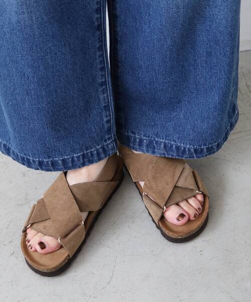 le.coeur blanc(ルクールブラン)の「《履き心地抜群◎》VINILOクロスベルトサンダル(サンダル・レディース・ブラック/モカ・37/38)」の11枚目の写真