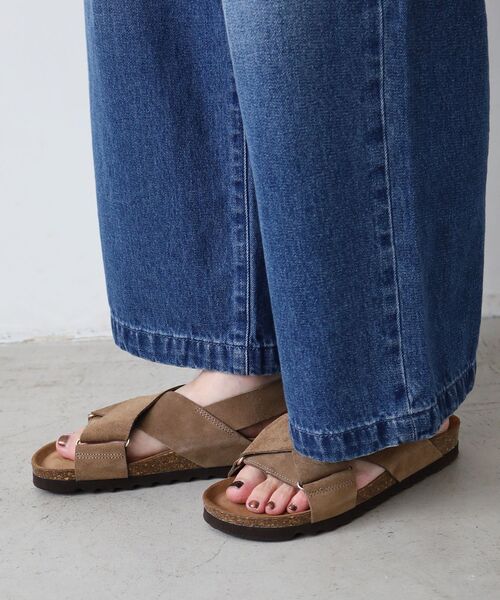 le.coeur blanc(ルクールブラン)の「《履き心地抜群◎》VINILOクロスベルトサンダル(サンダル・レディース・ブラック/モカ・37/38)」の12枚目の写真