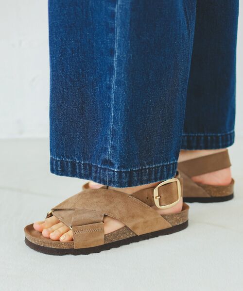 le.coeur blanc(ルクールブラン)の「《履き心地抜群◎》VINILOクロスベルトサンダル(サンダル・レディース・ブラック/モカ・37/38)」の15枚目の写真