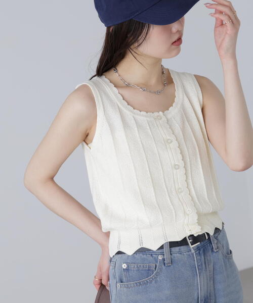 FREE'S MART（フリーズマート）の「スカラップ編みニットタンクトップ（ニット/セーター・レディース・ブラック/ホワイト/レッド・FREE）」の2枚目の写真