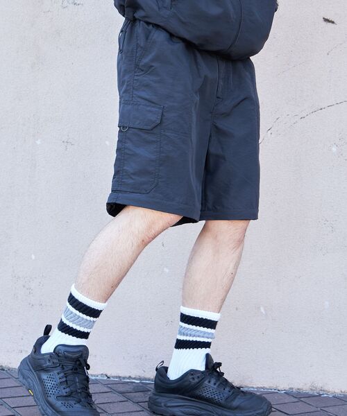 FFEIN（フェイン）の「【FFEIN(フェイン)】２WAYナイロンテックワイドカーゴパンツ / ドローコード付き ハーフパンツ（カーゴパンツ・メンズ・ブラック/カーキ/ダークパープル/ネイビー/ベージュ・SMALL/MEDIUM/LARGE）」の13枚目の写真