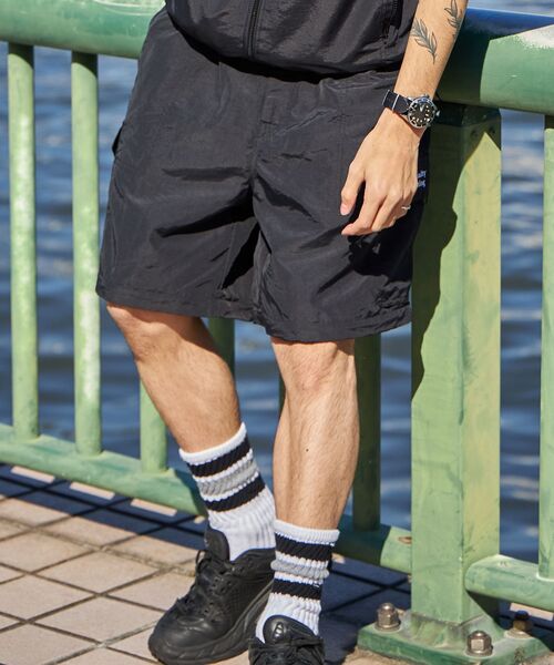 FFEIN（フェイン）の「【FFEIN(フェイン)】２WAYナイロンテックワイドカーゴパンツ / ドローコード付き ハーフパンツ（カーゴパンツ・メンズ・ブラック/カーキ/ダークパープル/ネイビー/ベージュ・SMALL/MEDIUM/LARGE）」の14枚目の写真