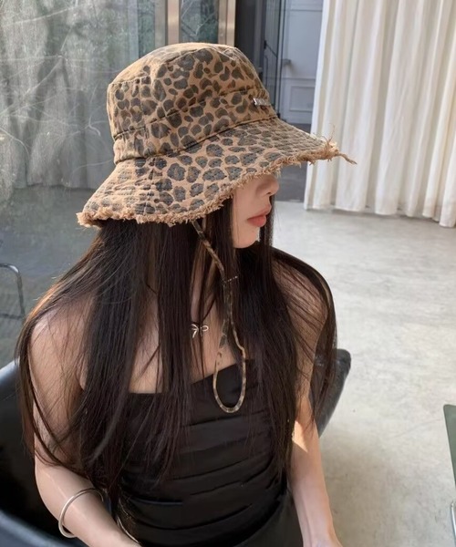 meJane（ミージェーン）の「レオパード柄 フリンジバケットハット（ハット・レディース・ブラウン系/ベージュ系・FREE）」の3枚目の写真