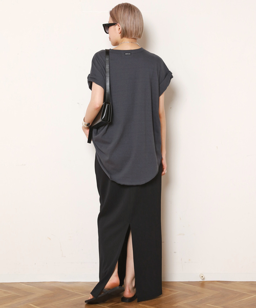 AMERICANA(アメリカーナ)の「【AMERICANA/アメリカーナ】 AMRCN ロールアップTシャツ(Tシャツ/カットソー・レディース・ホワイト/ブラック系その他/チャコールグレー・FREE)」の13枚目の写真