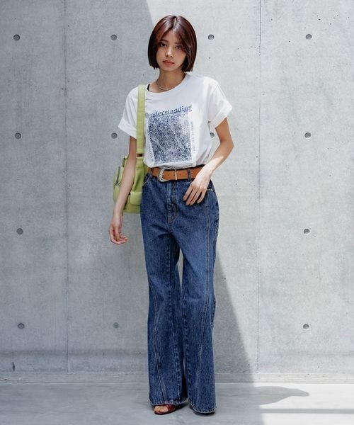 PAGEBOY（ページボーイ）の「クラックフォトTシャツ（Tシャツ/カットソー・レディース・チャコールグレー/オフホワイト/レッド系その他・FREE）」の7枚目の写真