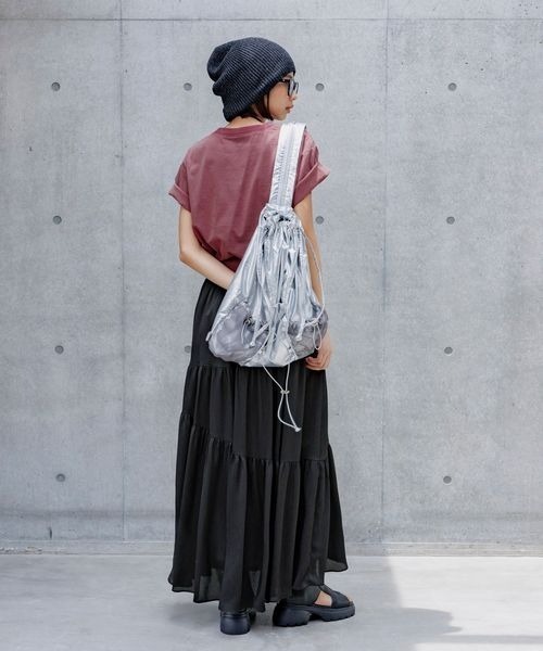 PAGEBOY（ページボーイ）の「クラックフォトTシャツ（Tシャツ/カットソー・レディース・チャコールグレー/オフホワイト/レッド系その他・FREE）」の19枚目の写真