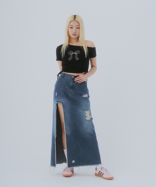 GAB GAB(ガブガブ)の「ワンオフショルトップス(Tシャツ/カットソー・レディース・ブラック/ホワイト・FREE)」の15枚目の写真