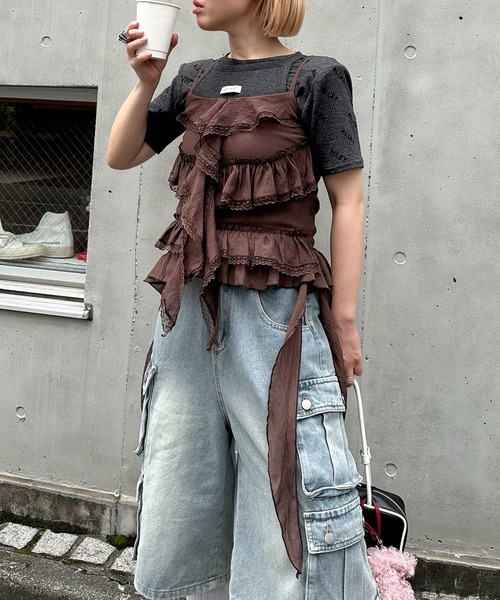 Alley Tokyo(アリートーキョー)の「フリフリとぴろんのキャミ(シャツ/ブラウス・レディース・ブラウン/オフホワイト・FREE)」の14枚目の写真