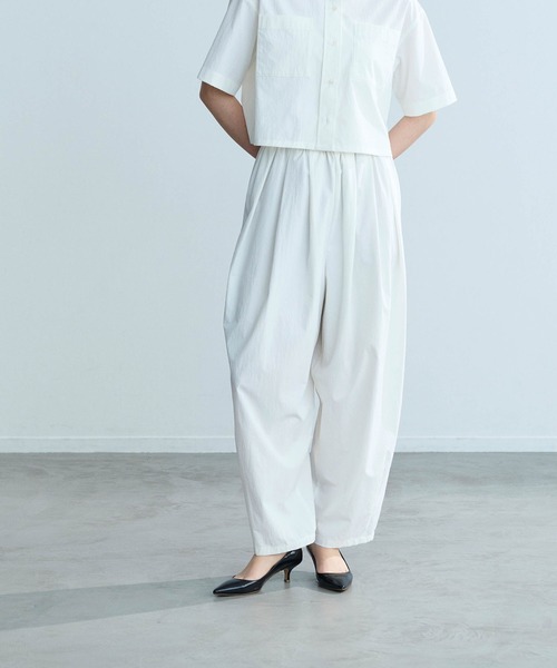 N.O.R.C（ノーク）の「ソフトタイプライターカーブパンツ【COOL MOTION】（その他パンツ・レディース・ネイビー/オフホワイト・S/M）」の2枚目の写真