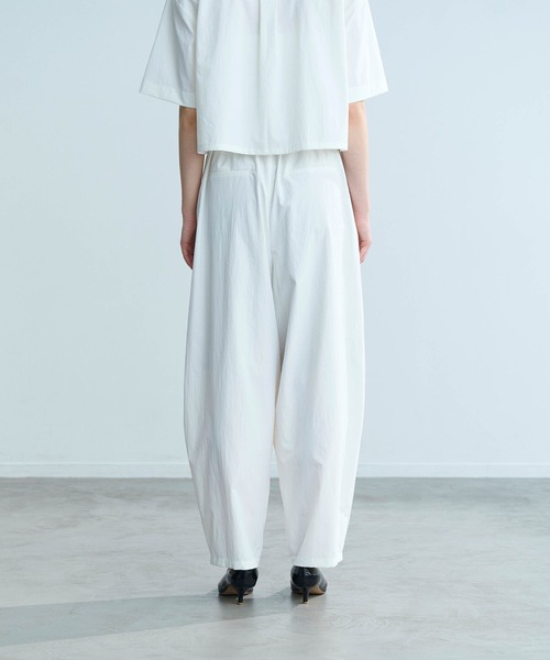 N.O.R.C（ノーク）の「ソフトタイプライターカーブパンツ【COOL MOTION】（その他パンツ・レディース・ネイビー/オフホワイト・S/M）」の10枚目の写真