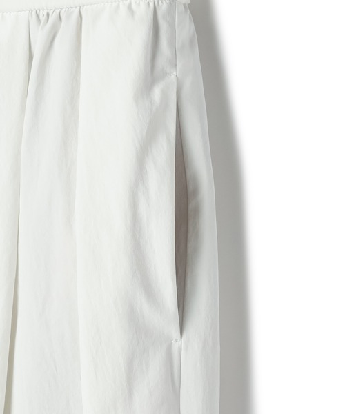 N.O.R.C（ノーク）の「ソフトタイプライターカーブパンツ【COOL MOTION】（その他パンツ・レディース・ネイビー/オフホワイト・S/M）」の18枚目の写真