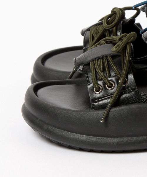 niko and...（ニコアンド）の「オリジナルWコードサンダル（サンダル・レディース・グレー/ブラック・MEDIUM/LARGE）」の17枚目の写真