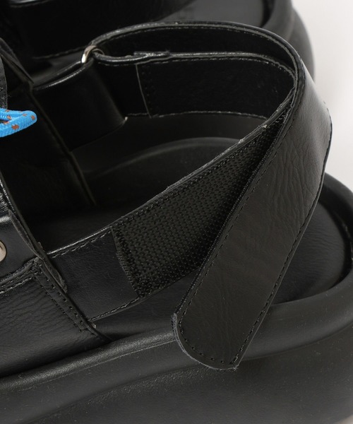 niko and...（ニコアンド）の「オリジナルWコードサンダル（サンダル・レディース・グレー/ブラック・MEDIUM/LARGE）」の20枚目の写真