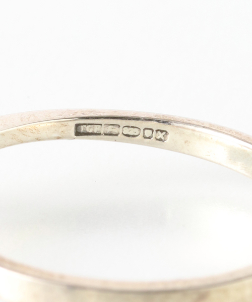 JOURNAL STANDARD(ジャーナルスタンダード)の「THE GREAT FROG Micro Michael Rodent Ring(リング・メンズ・シルバー・11/13)」の4枚目の写真