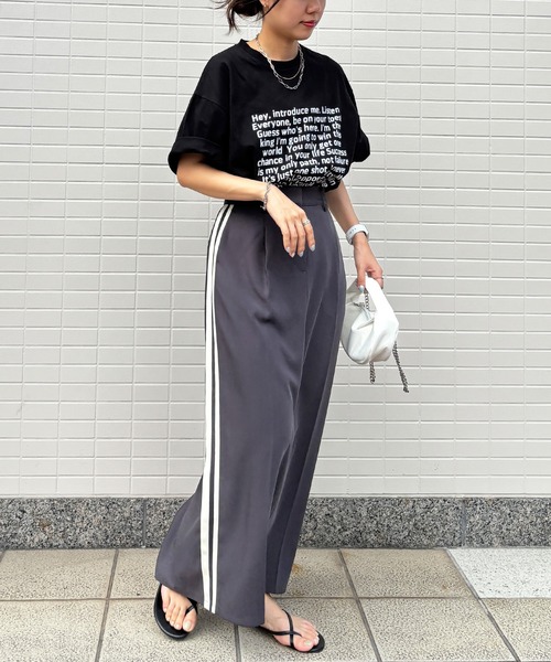 ISOOK(アイスー)の「【ISOOK / アイスー】オーバーサイズ半袖ロゴTシャツ / プリントT クルーネック ラウンドネック Tシャツ レタリング 英字ロゴ ルーズ丈 ビックシルエット ユニセックス 白 黒 ホワイト ブラックZOZOTOWN限定(Tシャツ/カットソー・レディース・ブラック/ホワイト・FREE)」の3枚目の写真