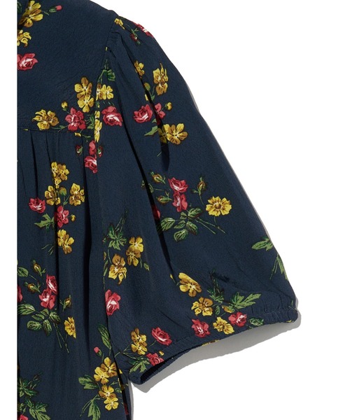 Levi's(リーバイス)の「Levi's/リーバイス Rosa ショートスリーブ ミディカラー ドレス(ワンピース・レディース・ネイビー・XS/S/M)」の4枚目の写真