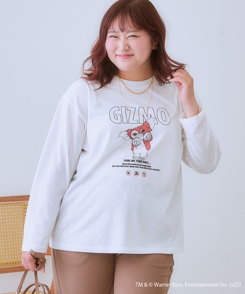 SMILE LAND（スマイルランド）の「＜大きいサイズ＞【GREMLINS】ゆるシルエットプリントTシャツ（Tシャツ/カットソー・レディース・オフホワイト/ブラック・L/5L/4L/3L/LL）」の2枚目の写真