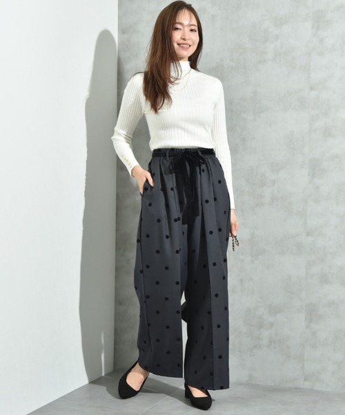INTERPLANET（インタープラネット）の「ツイルクロスドットフロッキーベロアリボンベルトパンツ（その他パンツ・レディース・ブラック/チャコールグレー・FREE）」の4枚目の写真