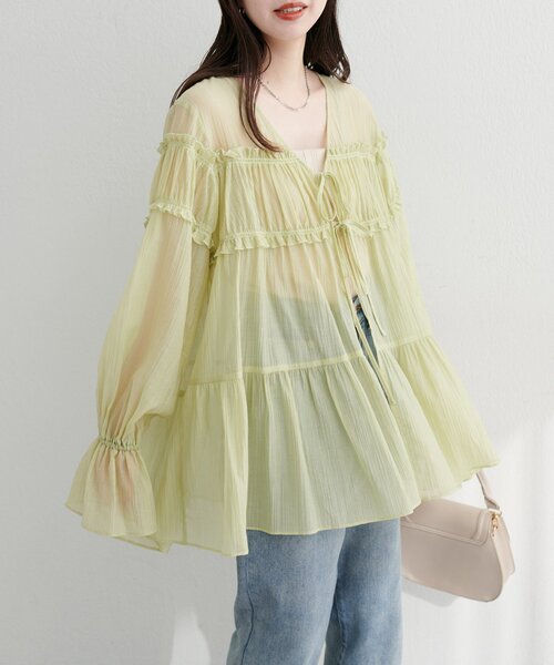 natural couture（ナチュラルクチュール）の「【WEB限定】ギャザーティアードロングブラウス（シャツ/ブラウス・レディース・レッド系その他/モカ/グリーン系その他/ブラック/オフホワイト・FREE）」の4枚目の写真