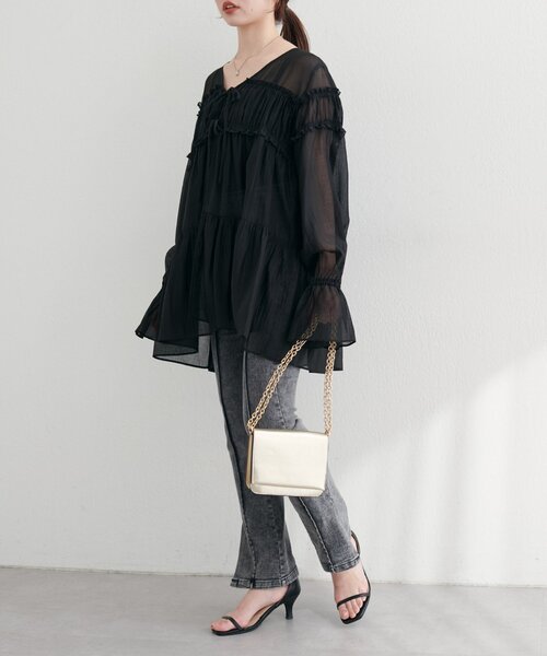 natural couture（ナチュラルクチュール）の「【WEB限定】ギャザーティアードロングブラウス（シャツ/ブラウス・レディース・レッド系その他/モカ/グリーン系その他/ブラック/オフホワイト・FREE）」の16枚目の写真