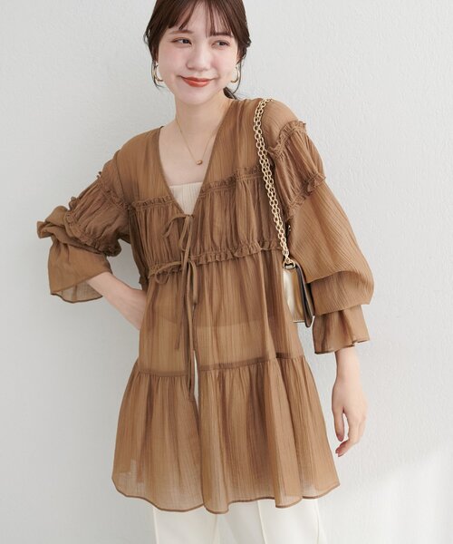 natural couture（ナチュラルクチュール）の「【WEB限定】ギャザーティアードロングブラウス（シャツ/ブラウス・レディース・レッド系その他/モカ/グリーン系その他/ブラック/オフホワイト・FREE）」の19枚目の写真