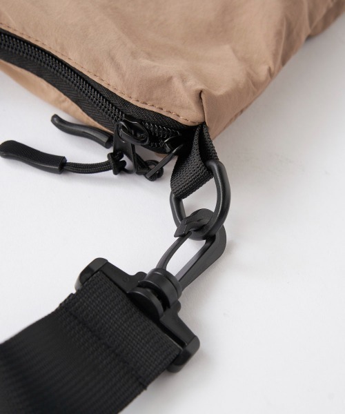 Kappa（カッパ）の「撥水2WAYバッグ（ショルダーバッグ・レディース・ブラック/ベージュ/オレンジ・FREE）」の19枚目の写真