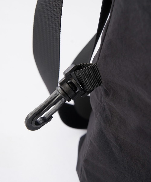 Kappa（カッパ）の「撥水2WAYバッグ（ショルダーバッグ・レディース・ブラック/ベージュ/オレンジ・FREE）」の12枚目の写真