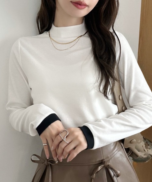 TREOVER(トレオーバー)の「【選べる無地&配色デザイン】配色アソート プチハイネックリブトップス(Tシャツ/カットソー・レディース・グレイッシュベージュ/ブラウン系その他/チャコールグレー×ブラック/ホワイト×ブラック/カーキ/ブラック/グリーン系その他/チャコール/ブラック×ホワイト/ベージュ系その他/ブラウン/オフホワイト・LARGE/MEDIUM/X-LARGE)」の2枚目の写真