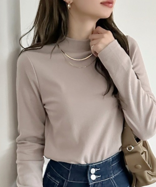 TREOVER(トレオーバー)の「【選べる無地&配色デザイン】配色アソート プチハイネックリブトップス(Tシャツ/カットソー・レディース・グレイッシュベージュ/ブラウン系その他/チャコールグレー×ブラック/ホワイト×ブラック/カーキ/ブラック/グリーン系その他/チャコール/ブラック×ホワイト/ベージュ系その他/ブラウン/オフホワイト・LARGE/MEDIUM/X-LARGE)」の10枚目の写真
