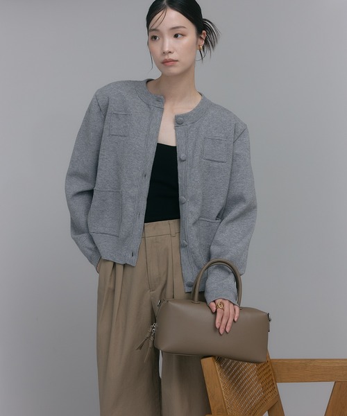 soins（ソワン）の「【牛革】ボックスハンドバッグ（ハンドバッグ・レディース・ブラック/グレイッシュベージュ・FREE）」の16枚目の写真