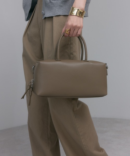 soins（ソワン）の「【牛革】ボックスハンドバッグ（ハンドバッグ・レディース・ブラック/グレイッシュベージュ・FREE）」の20枚目の写真