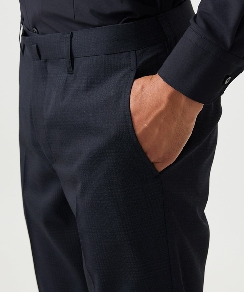 MICHEL KLEIN HOMME   （ミッシェルクランオム）の「【セットアップ】チェック柄スラックスパンツ（スラックス・メンズ・ブラック・MEDIUM/LARGE/X-LARGE）」の2枚目の写真