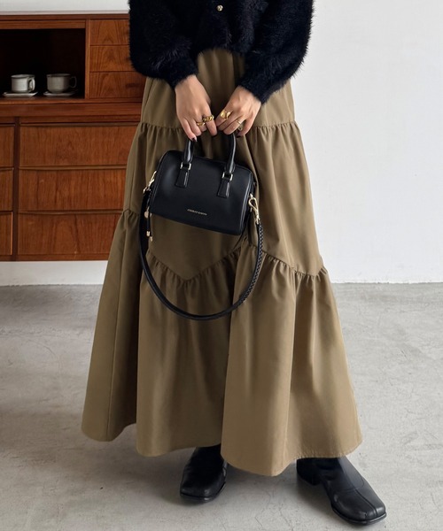 junoah(ジュノア)の「バイアス切替ティアードスカート(スカート・レディース・ダークグレー/モカ/ブラック・LARGE/MEDIUM/SMALL)」の3枚目の写真